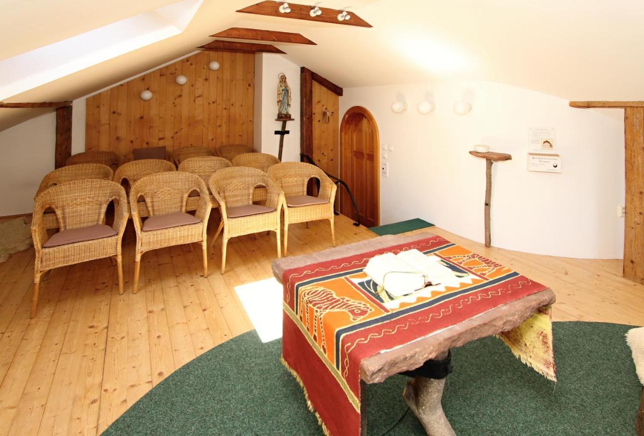 Horske Stredisko Eljon Hotel Špindlerŭv Mlýn Luaran gambar