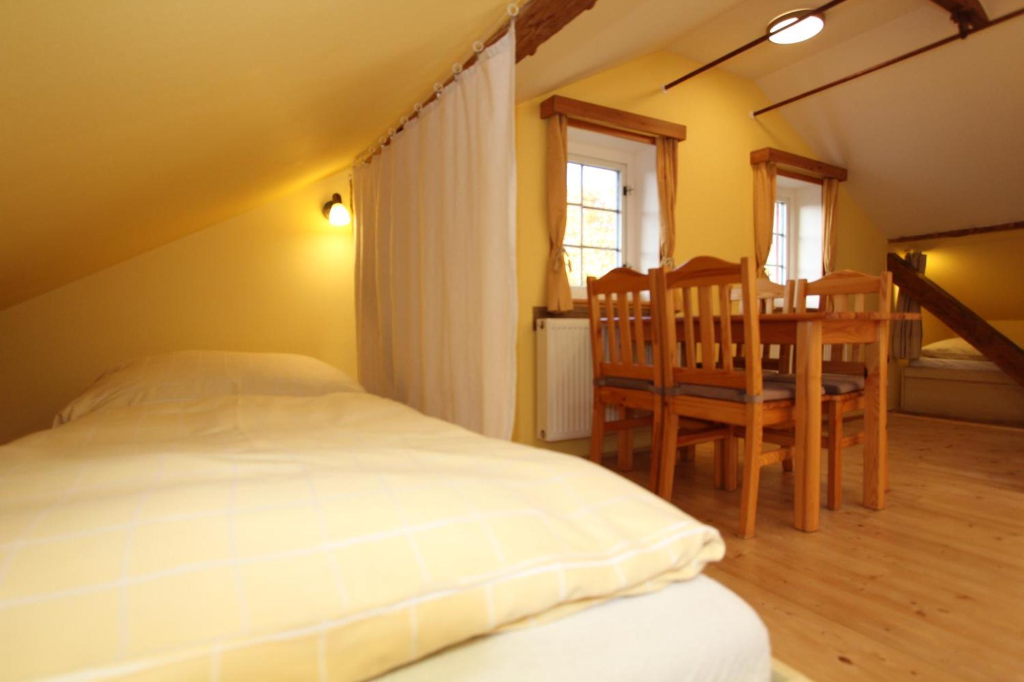 Horske Stredisko Eljon Hotel Špindlerŭv Mlýn Luaran gambar